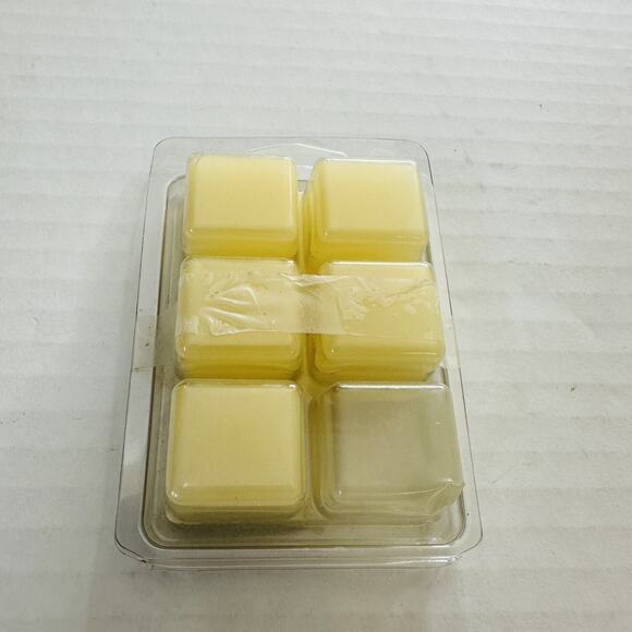 ScentSationals Wickless Fragrance Cubes Scented Wax Vanilla Bean 5 Cubes Remain - Picture 2 of 2